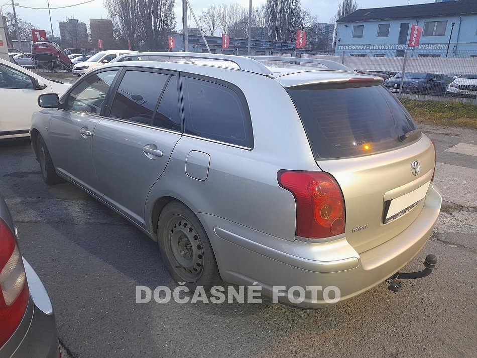 Toyota Avensis 2.0 i 