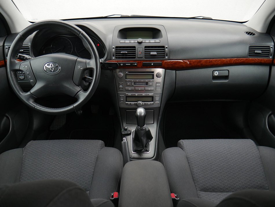 Toyota Avensis 2.0i-VVT 