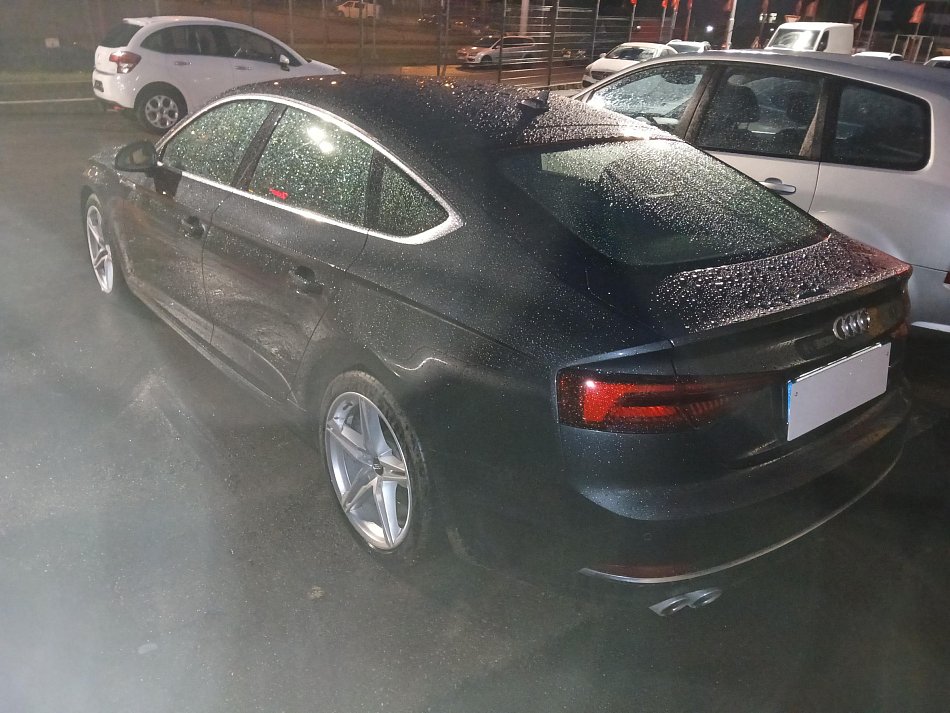 Audi A5 2.0 TDi  Sportback