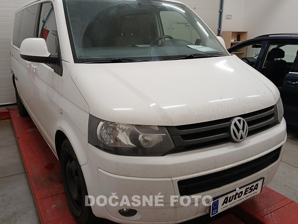 Volkswagen Transporter 2.0TDi  L2 5míst