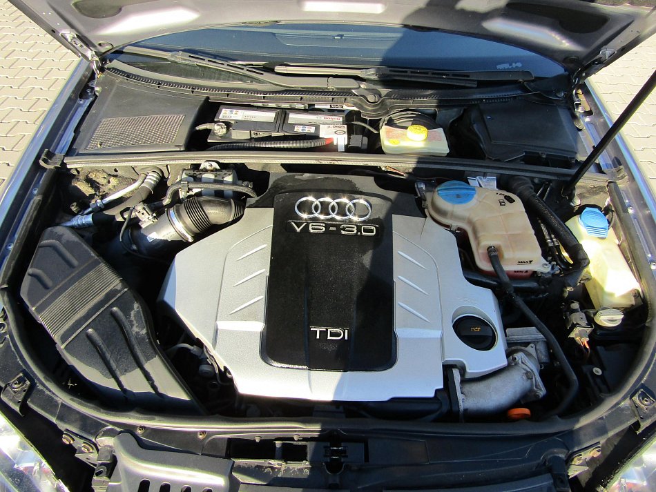 Audi A4 3.0TDi  quattro