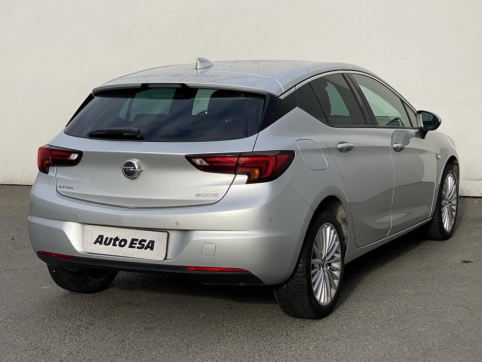 Opel Astra 1.0 T Innovation