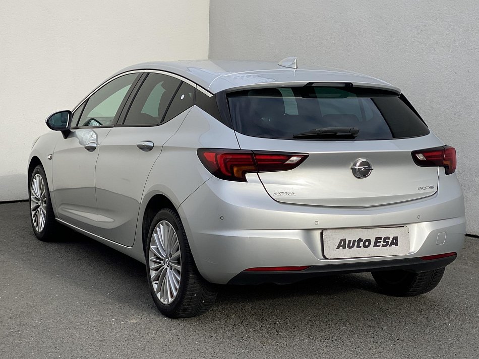 Opel Astra 1.0 T Innovation