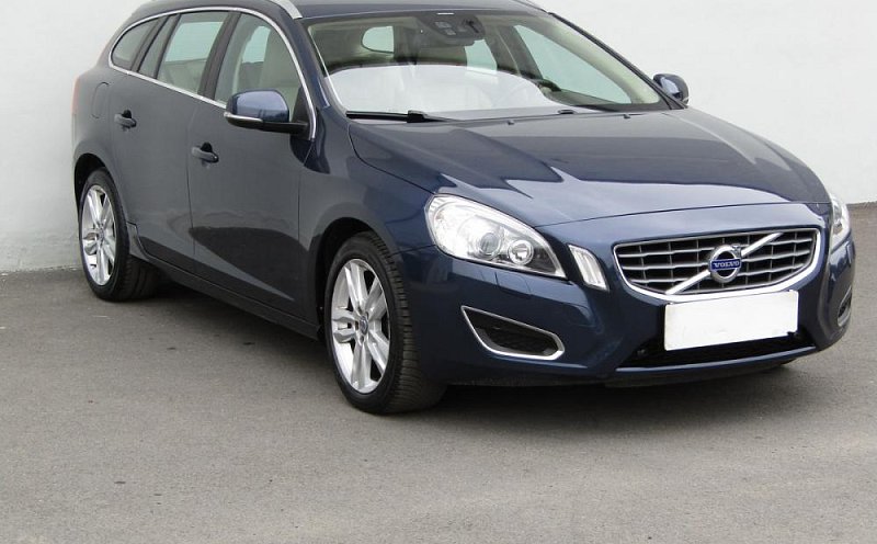 Volvo V60 2.4 