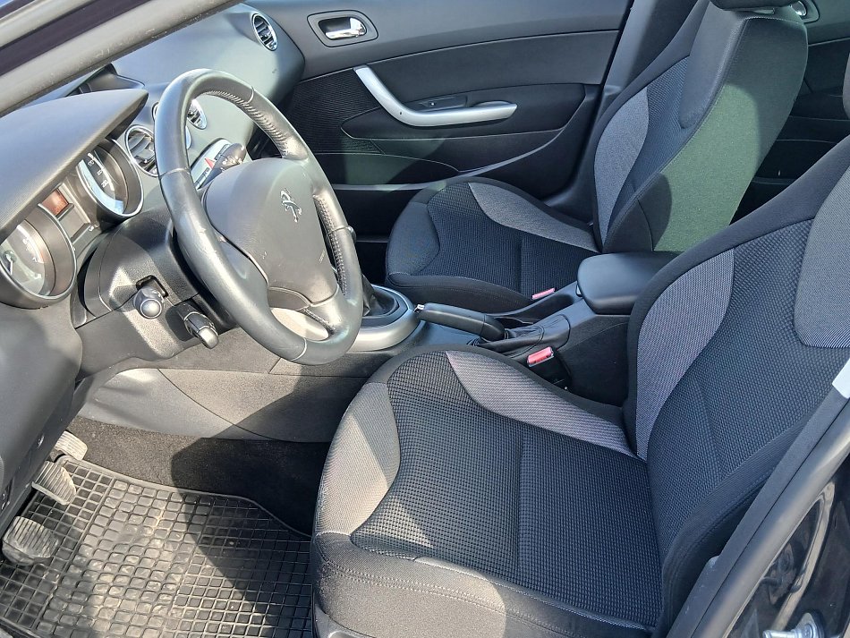 Peugeot 308 1.6i 