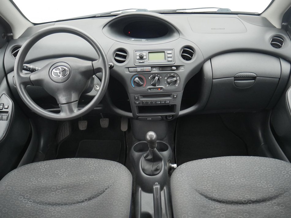 Toyota Yaris 1.0i 