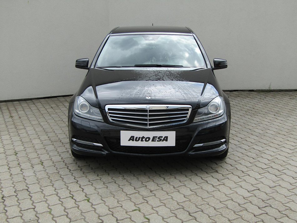 Mercedes-Benz Třída C 2.2 CDi  C180