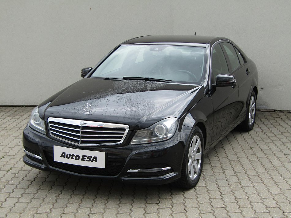 Mercedes-Benz Třída C 2.2 CDi  C180