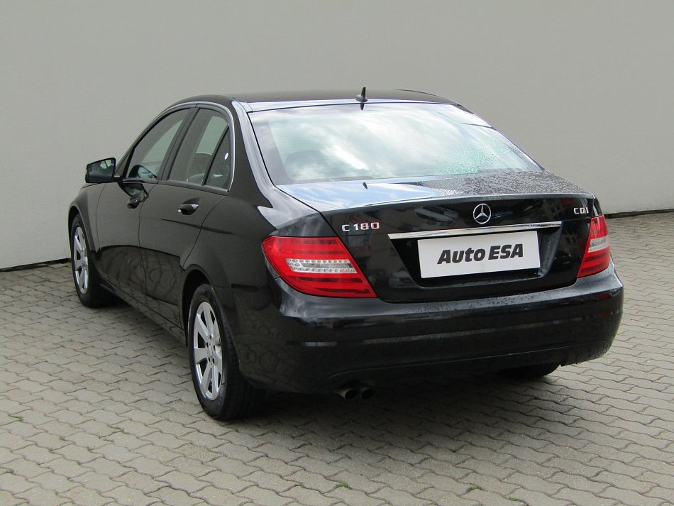 Mercedes-Benz Třída C 2.2 CDi  C180