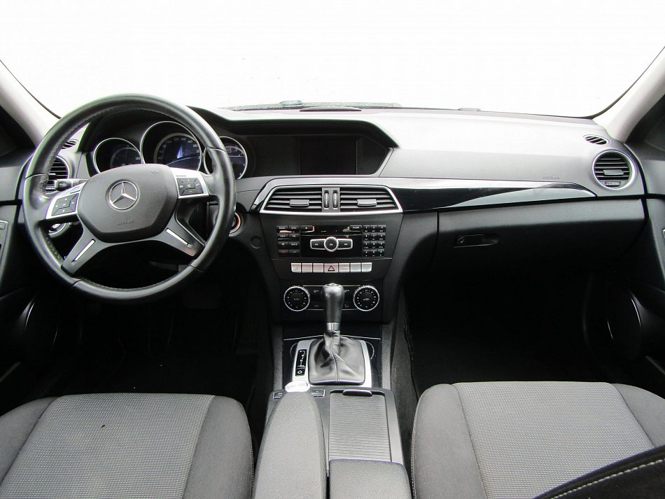 Mercedes-Benz Třída C 2.2 CDI 