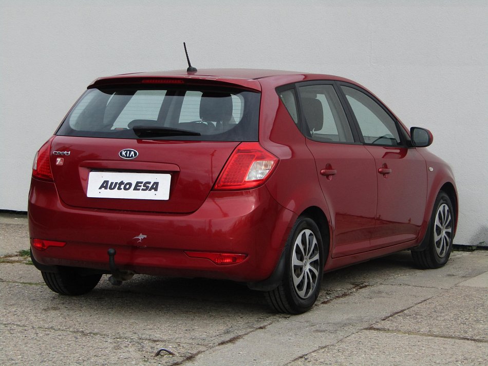 Kia Ceed 1.4 16V 