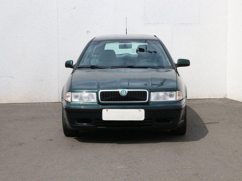 Škoda Octavia 1.6i 