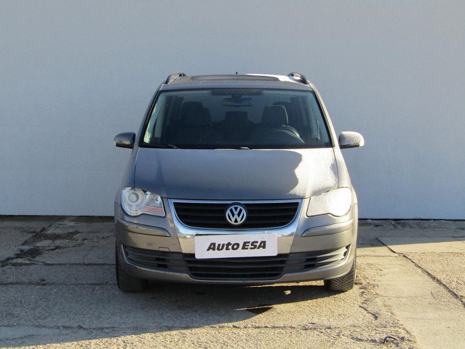 Volkswagen Touran 2.0 TDi 