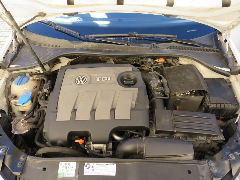 Volkswagen Golf 1.6 TDi 