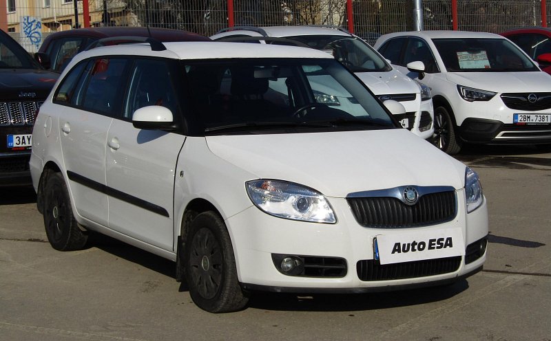 Škoda Fabia II 1.2HTP Elegance