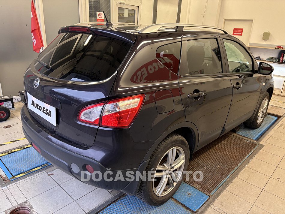 Nissan Qashqai 2.0  4x4