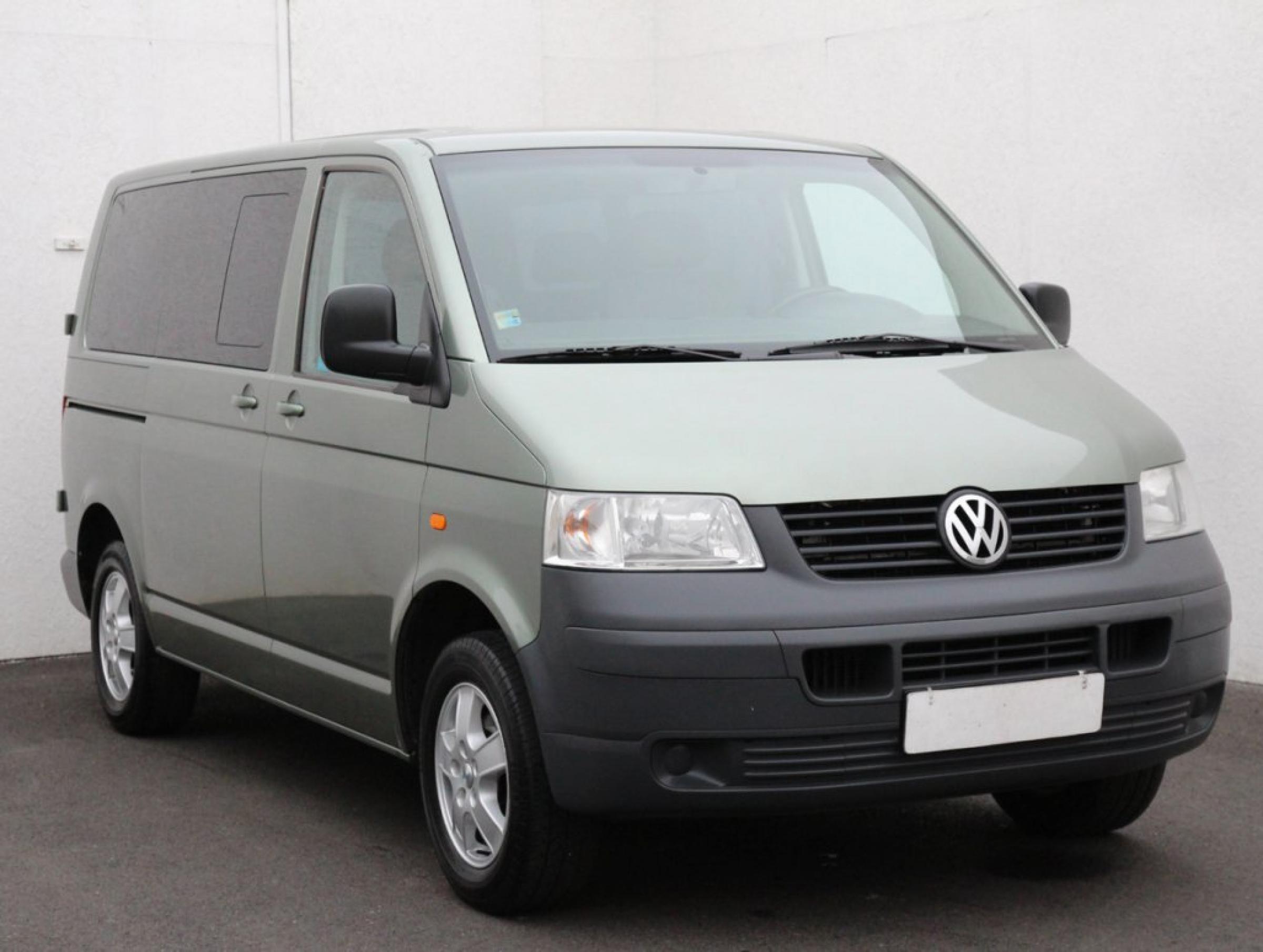 Volkswagen Transporter, 2009 - pohled č. 1