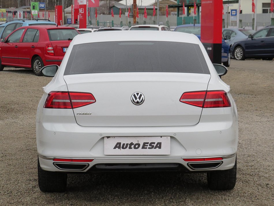 Volkswagen Passat 2.0 TDi 