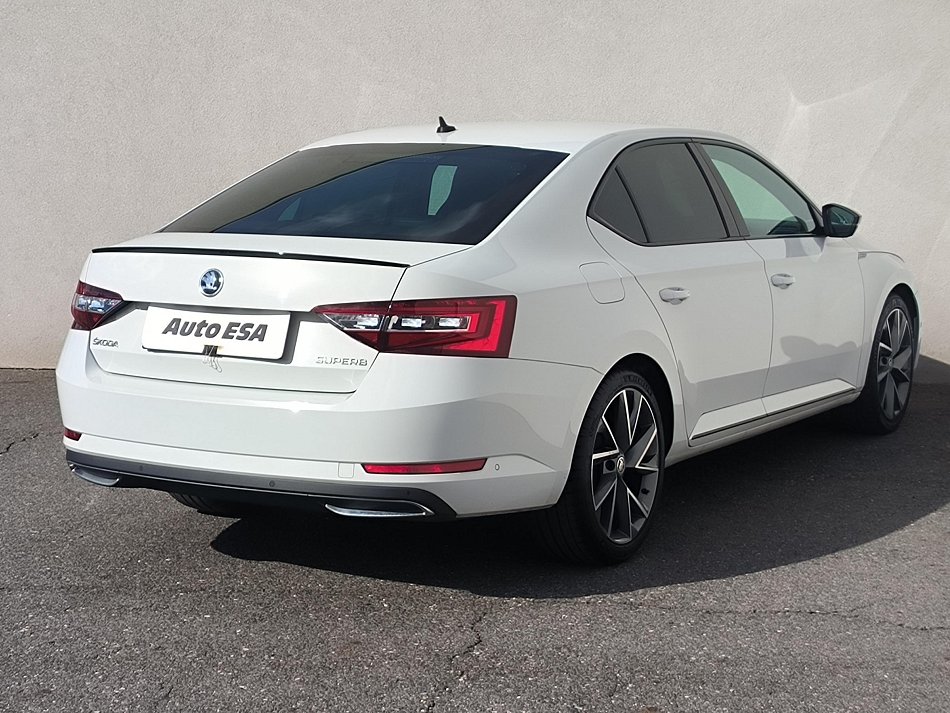 Škoda Superb III 2.0 TDi SportLine