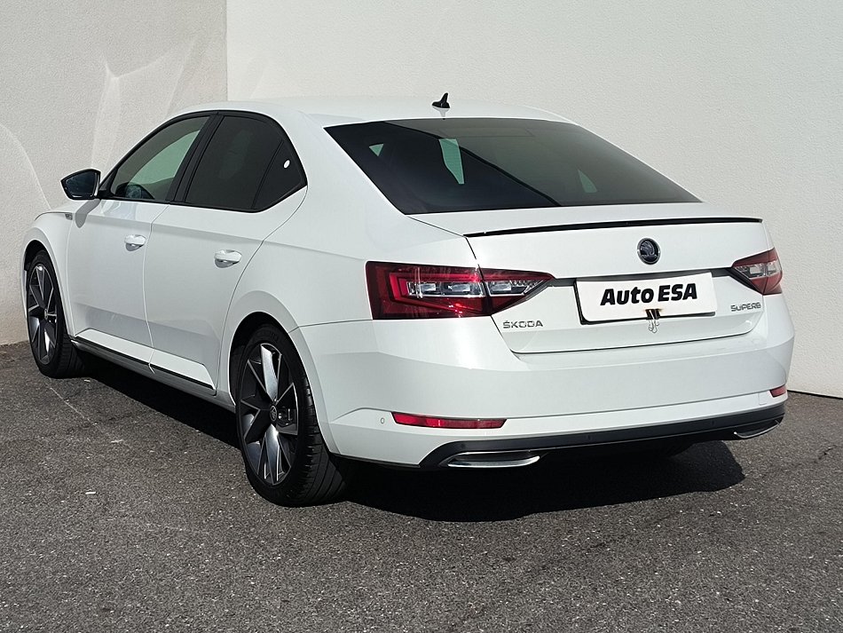 Škoda Superb III 2.0 TDi SportLine