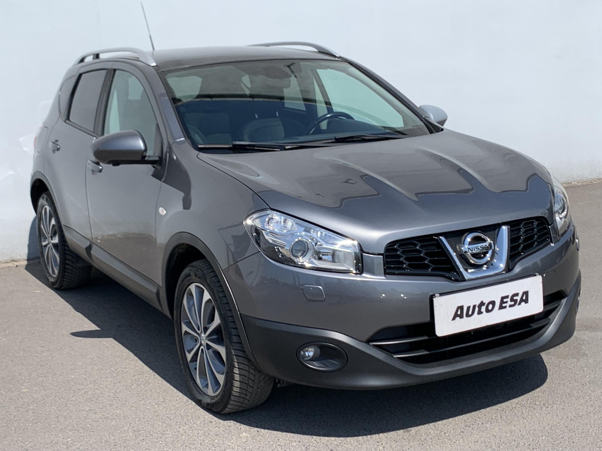 nissan qashqai 4x4 cena