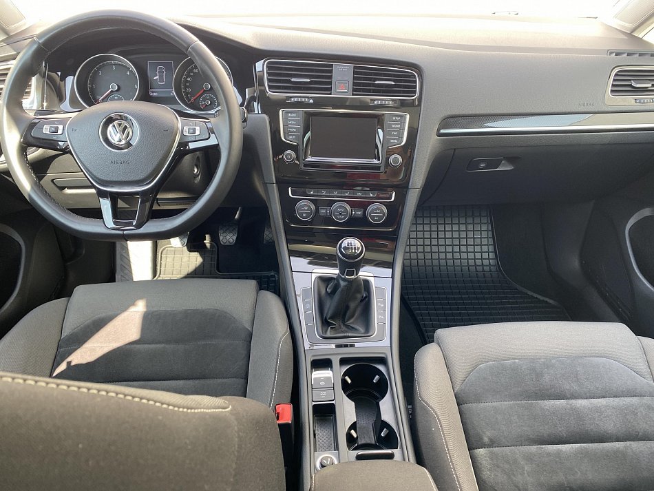 Volkswagen Golf 2.0 TDi Highline