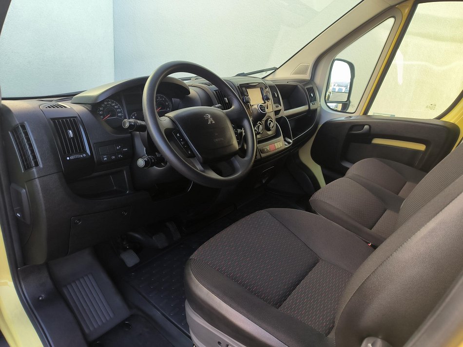 Peugeot Boxer 2.2HDi  L4H3 ČELO