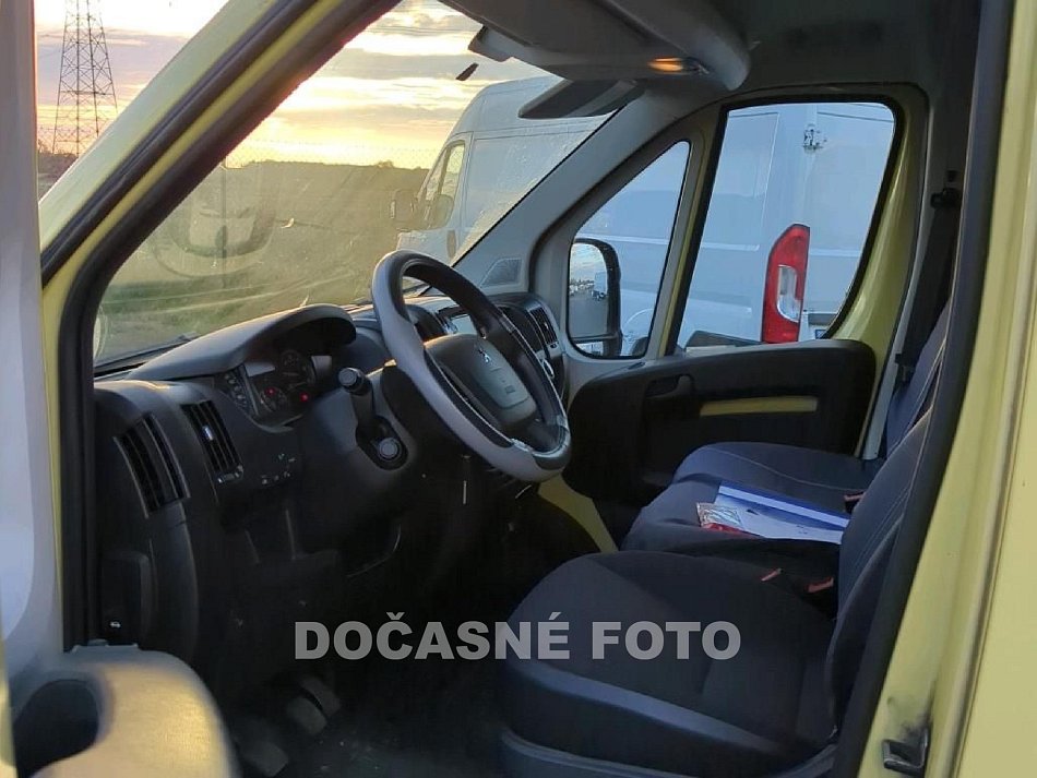 Peugeot Boxer 2.2HDi  L4H3 ČELO