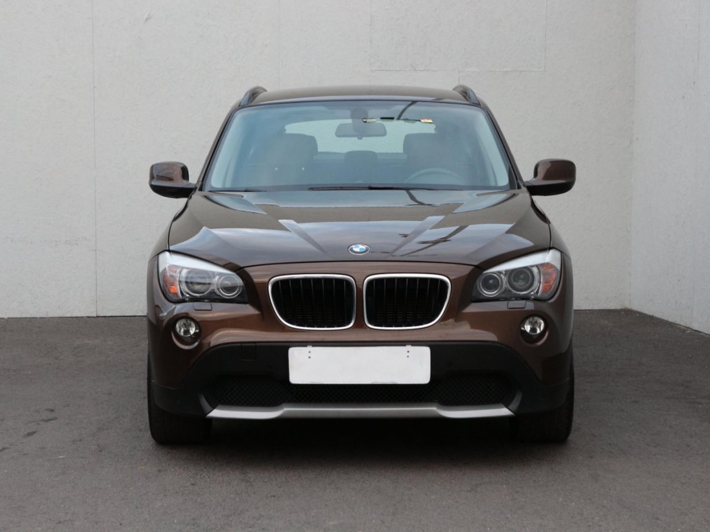 BMW X1, 2011 - pohled č. 2