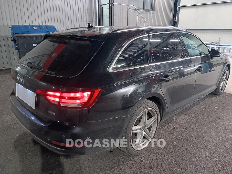 Audi A4 3.0 TDi S-line