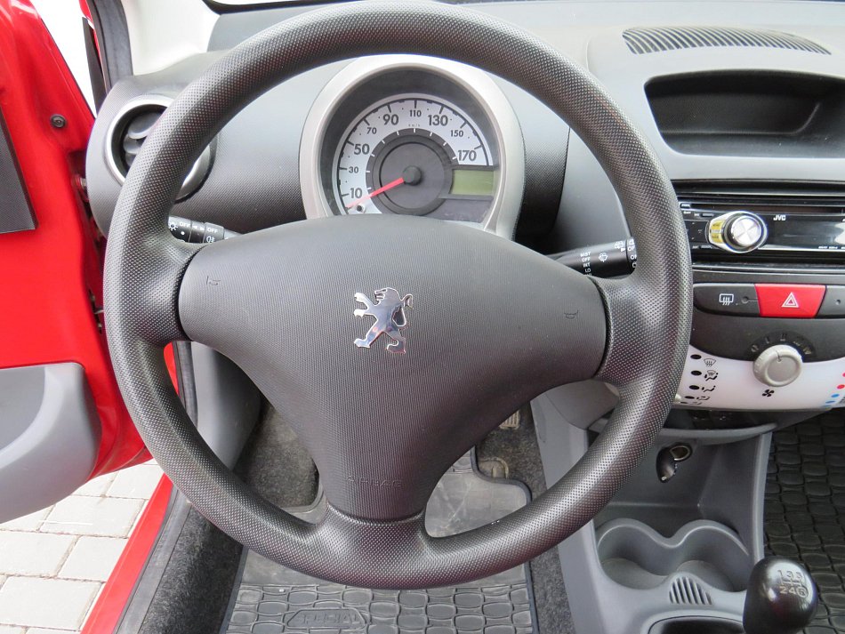 Peugeot 107 1.0i 