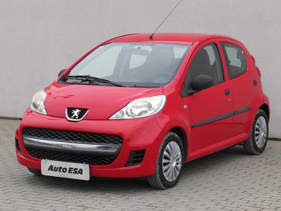 Peugeot 107 1.0i 