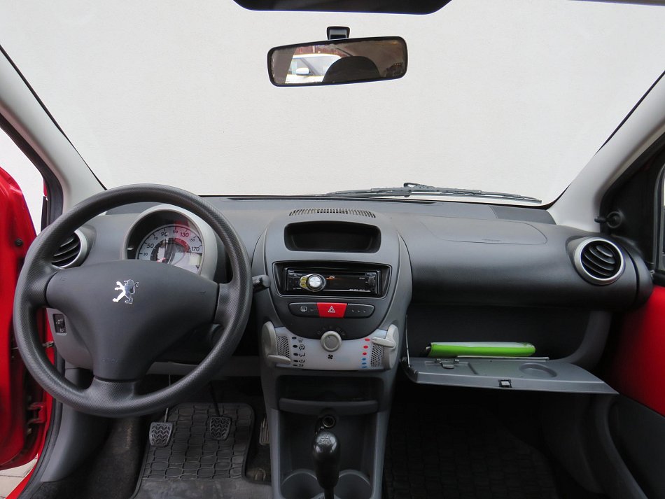 Peugeot 107 1.0i 