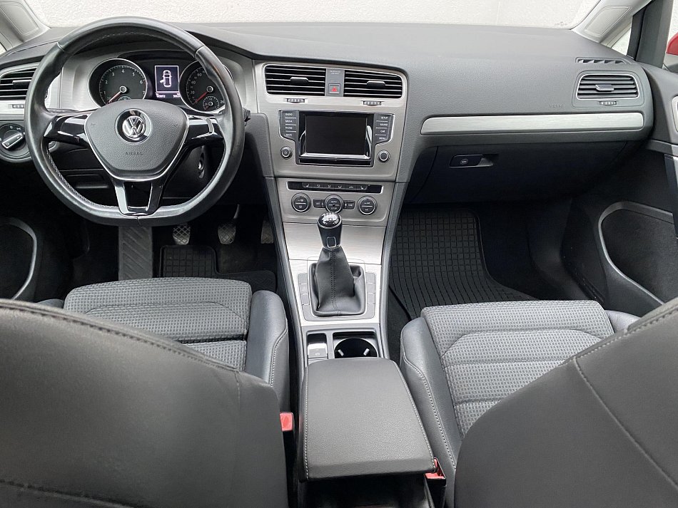 Volkswagen Golf 1.2TSi 