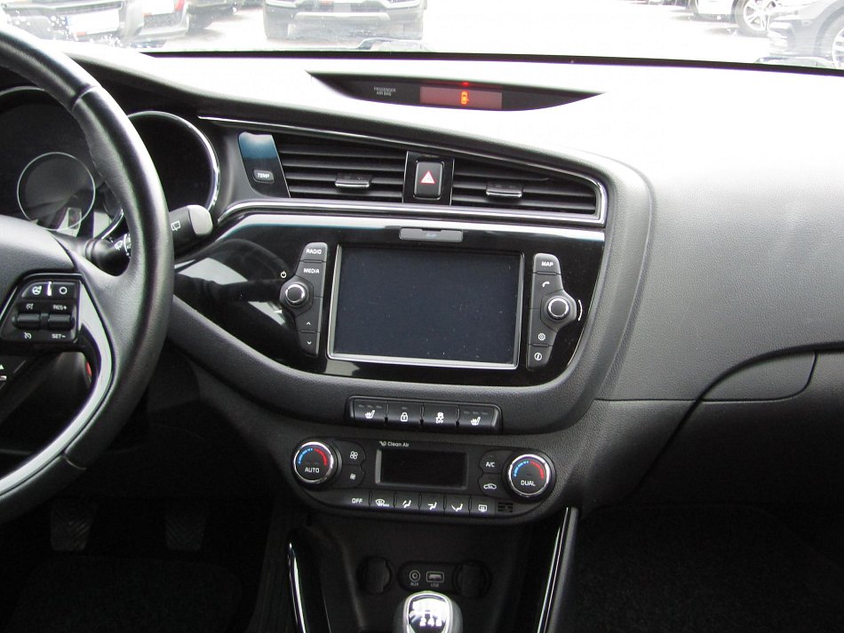 Kia Ceed 1.6 GDi Exclusive