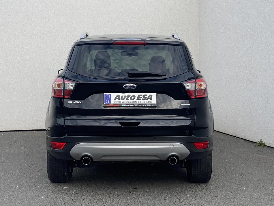 Ford Kuga 1.5EB Titanium