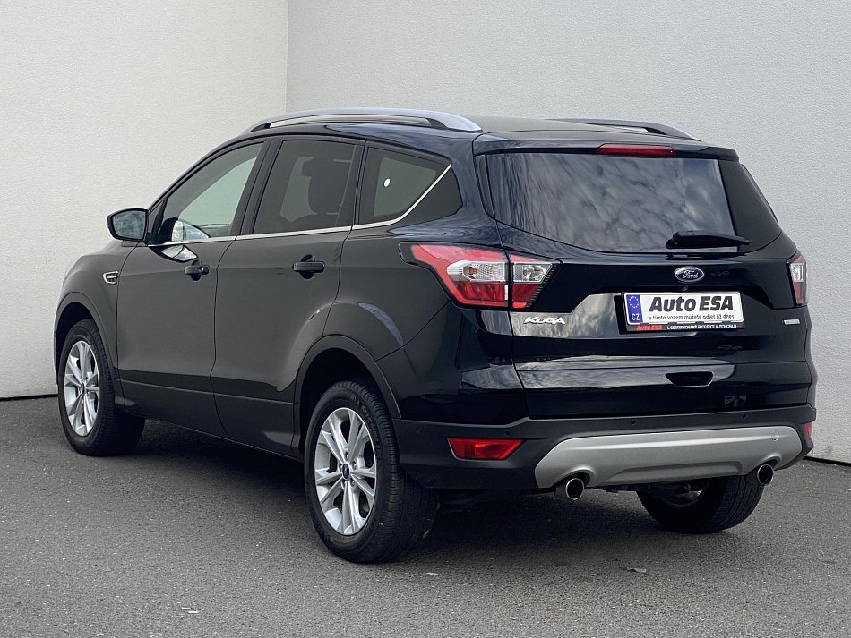 Ford Kuga 1.5EB Titanium