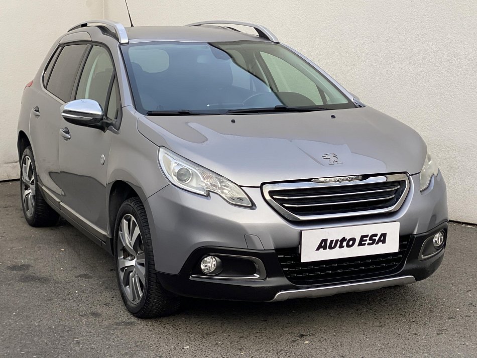 Peugeot 2008 1.2 PT Crossway