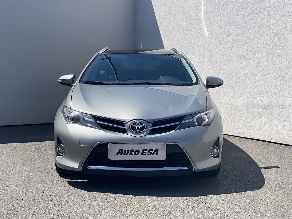 Toyota Auris 1.6 VVT-i Life Plus