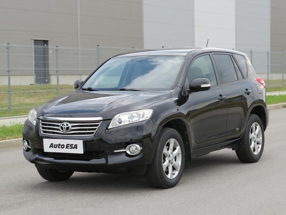 Toyota RAV4 2.2D 