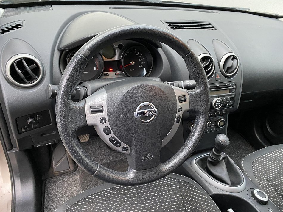 Nissan Qashqai 2.0 16V  4x4