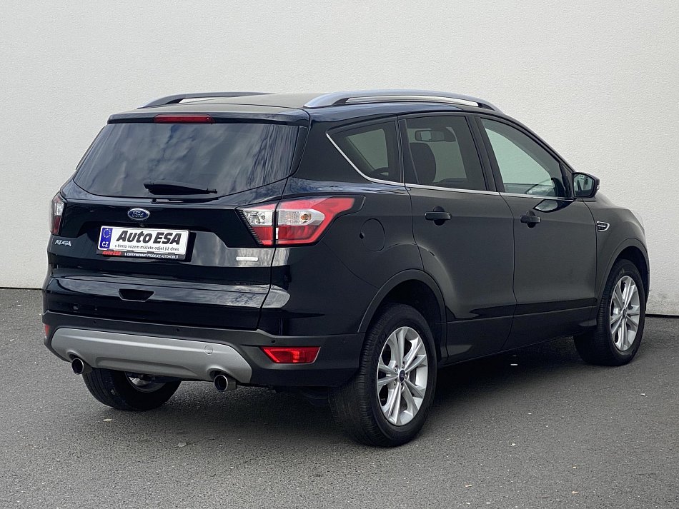 Ford Kuga 1.5EB Titanium