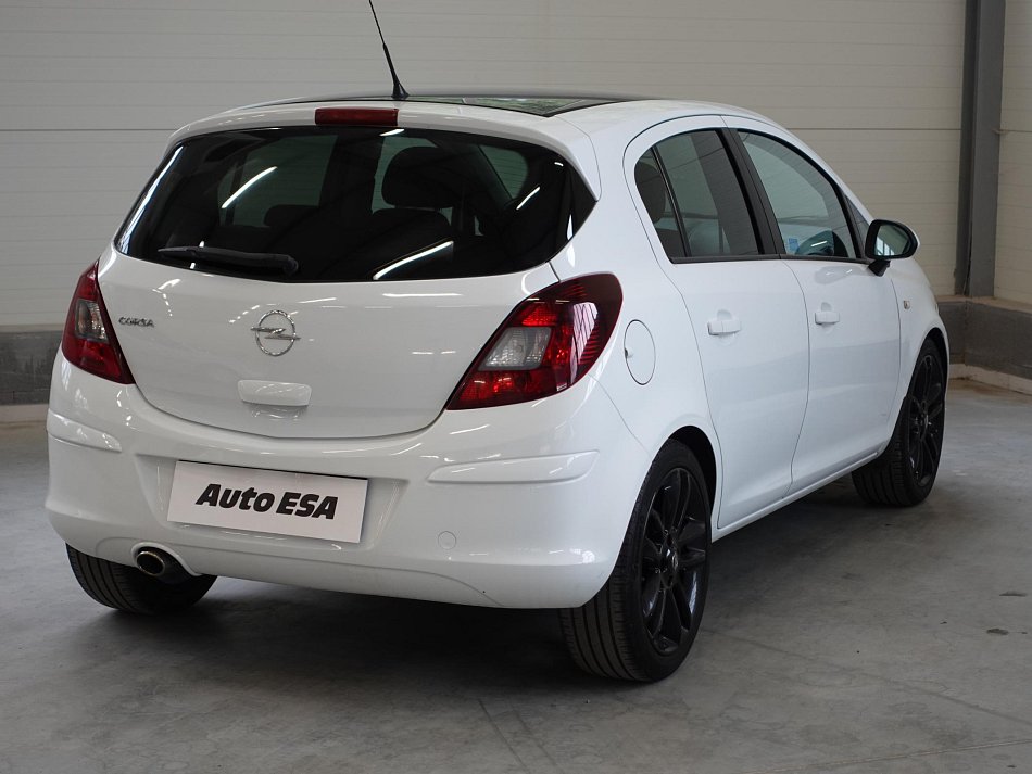 Opel Corsa 1.2i 