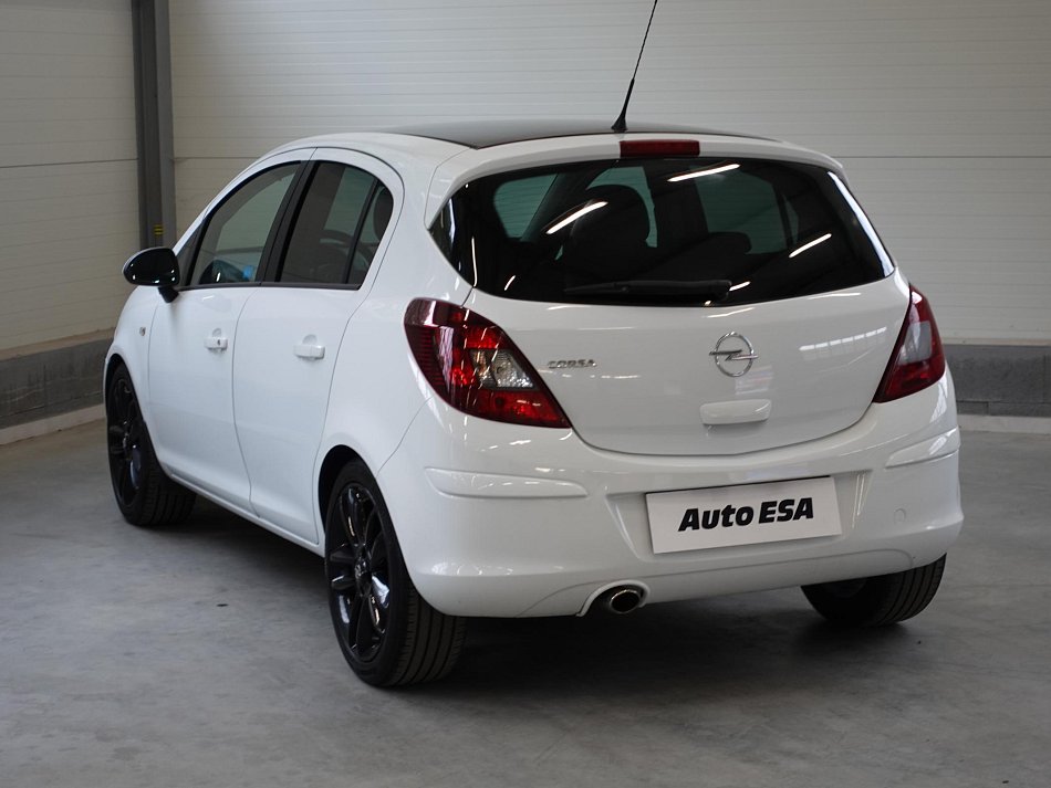 Opel Corsa 1.2i 