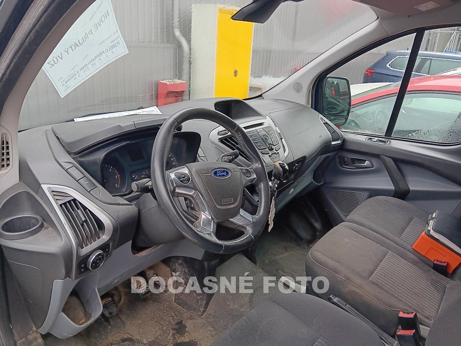 Ford Transit Custom 2.2TDCI Trend L2 6míst