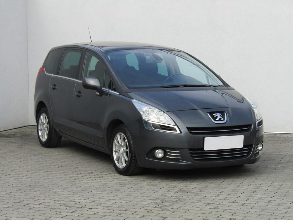 Peugeot 5008 2.0 HDi 