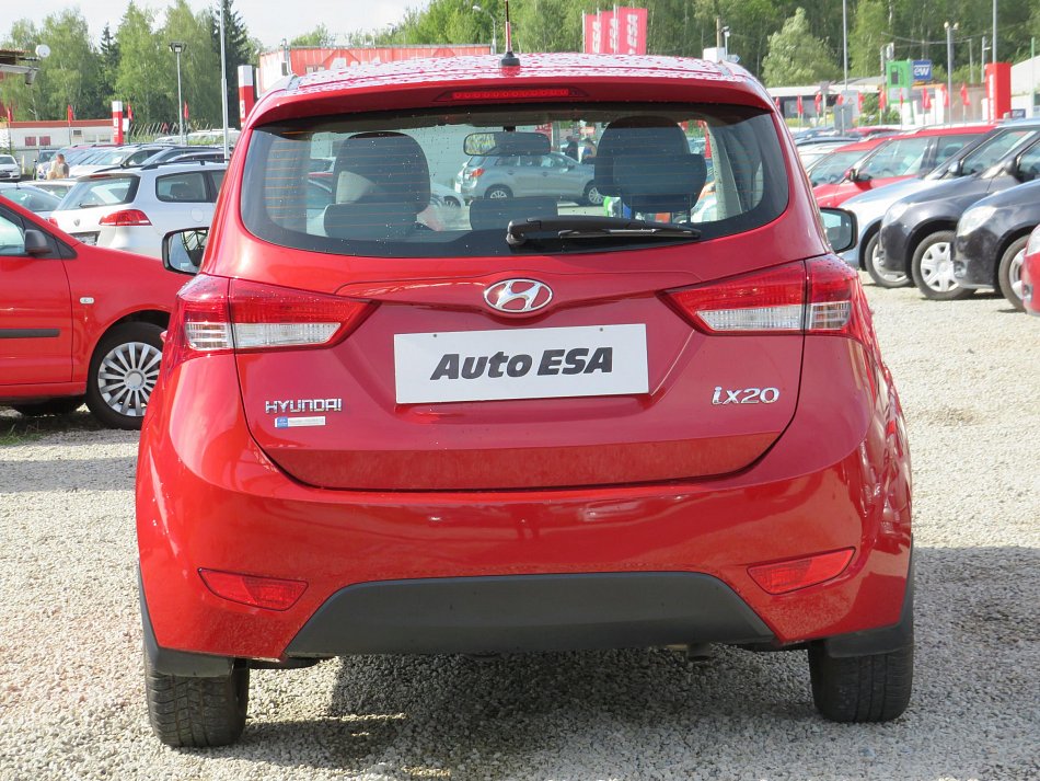 Hyundai Ix20 1.6i 