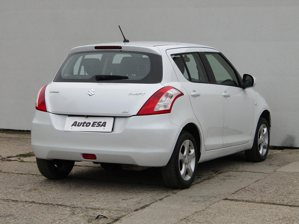 Suzuki Swift 1.2 i  4x4