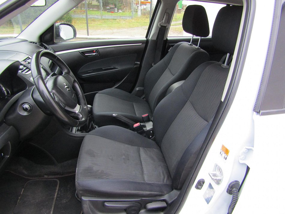 Suzuki Swift 1.2 i  4x4