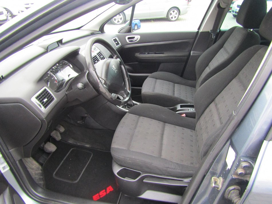 Peugeot 307 2.0i 